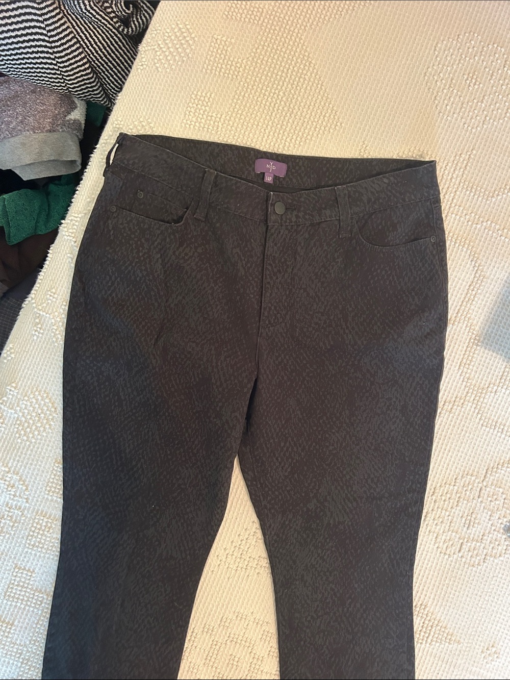 NYDJ Black Charcoal Patterned Women's Pants